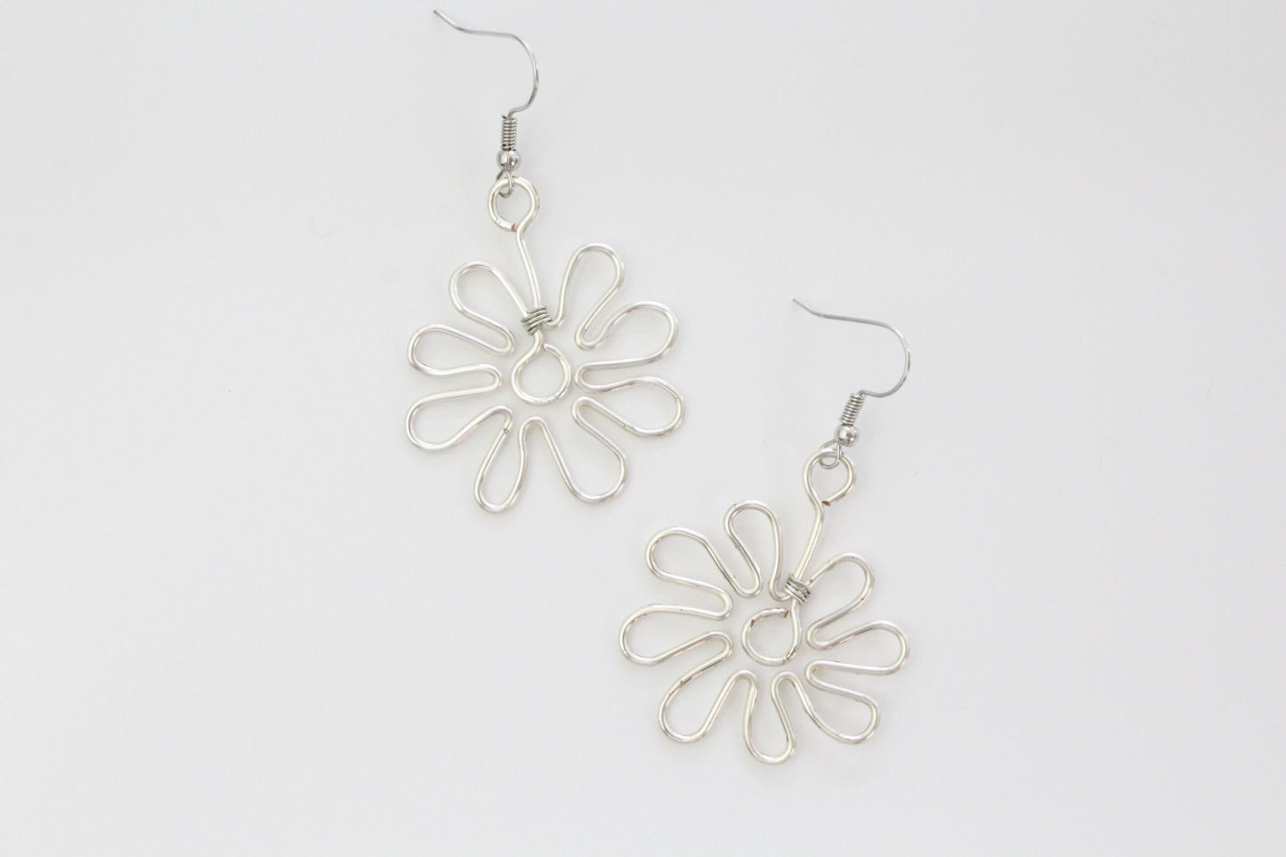 wire earrings | flower