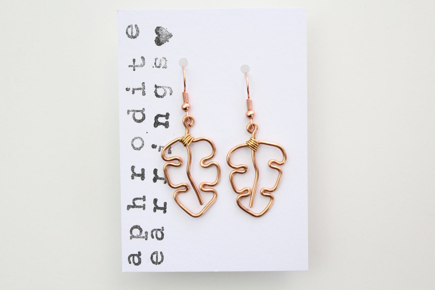 wire earrings | leaf