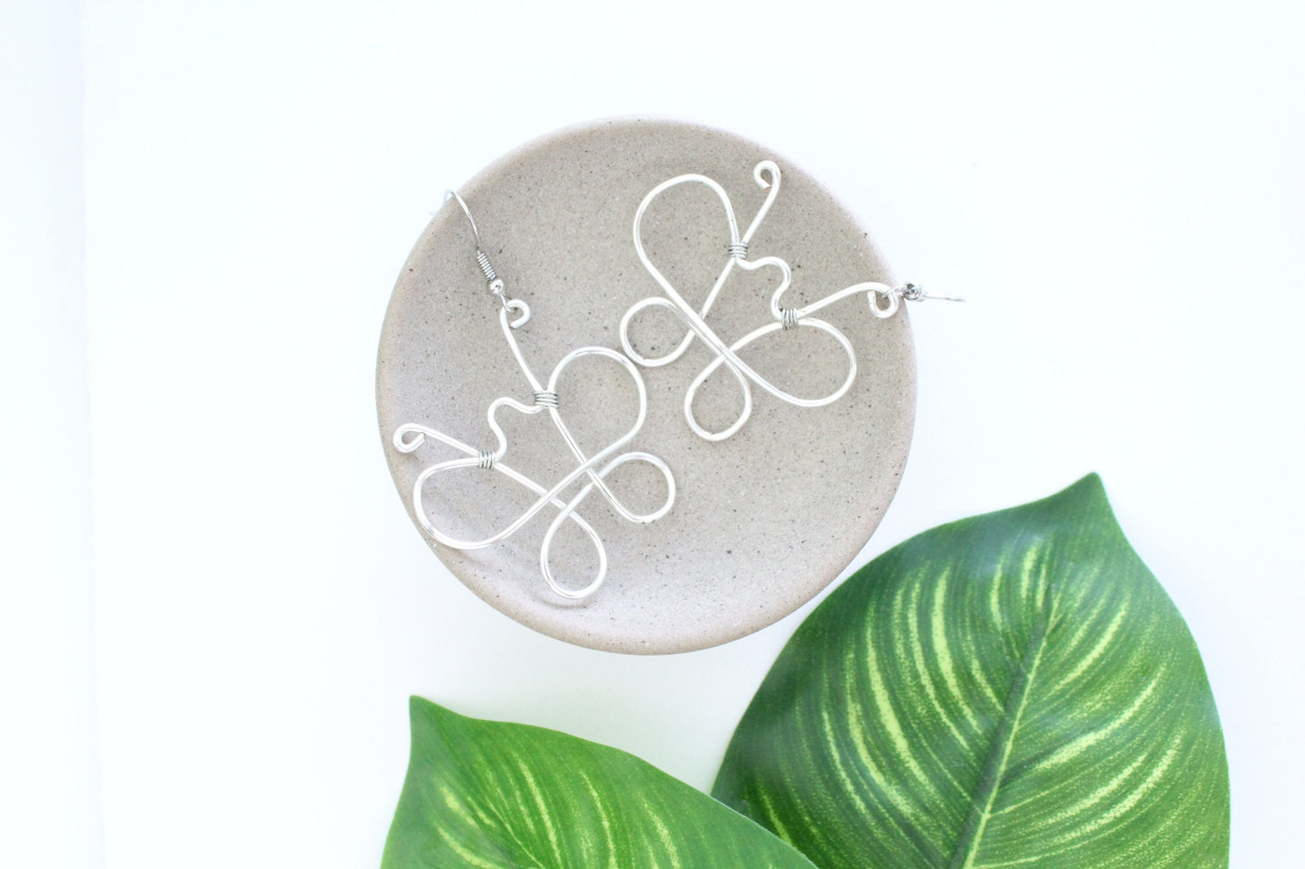wire earrings | butterfly