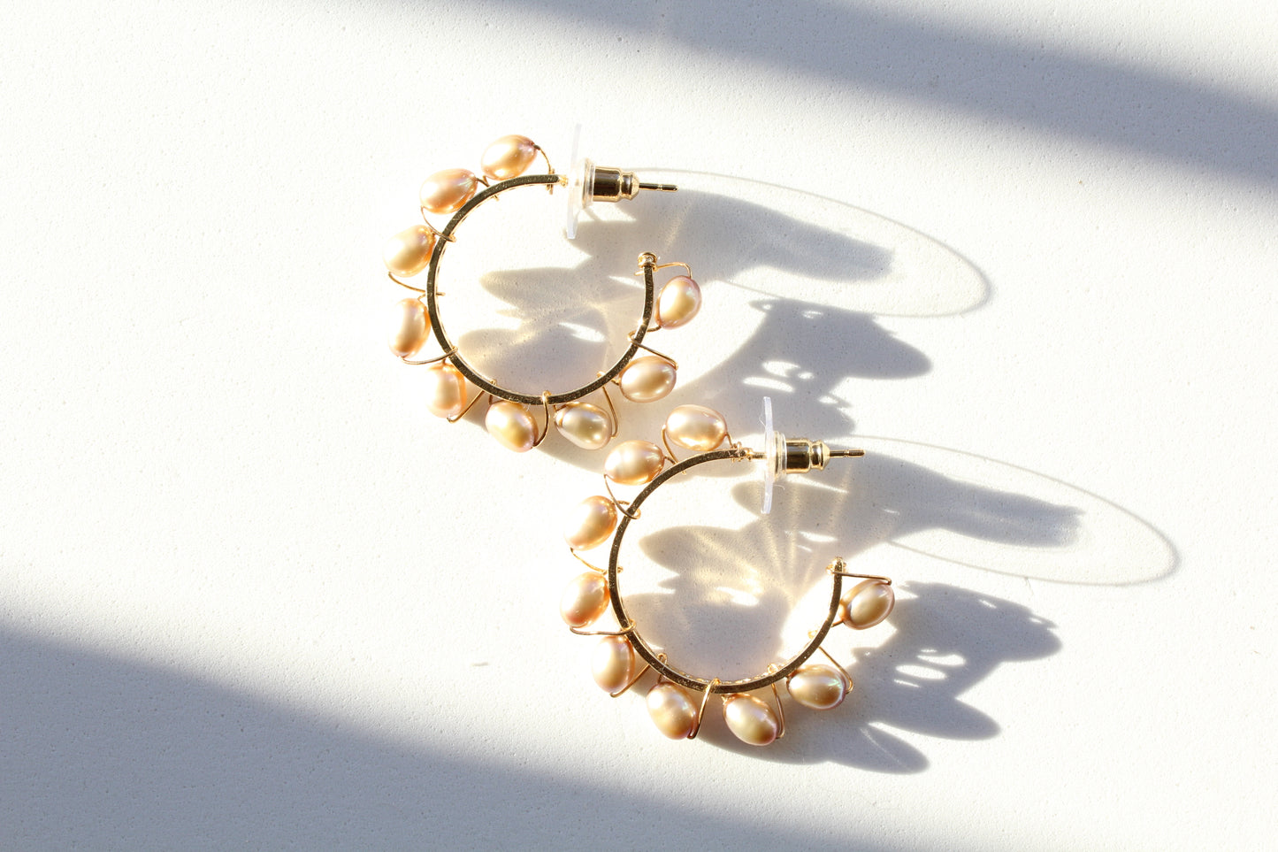 small gold pearl hoops