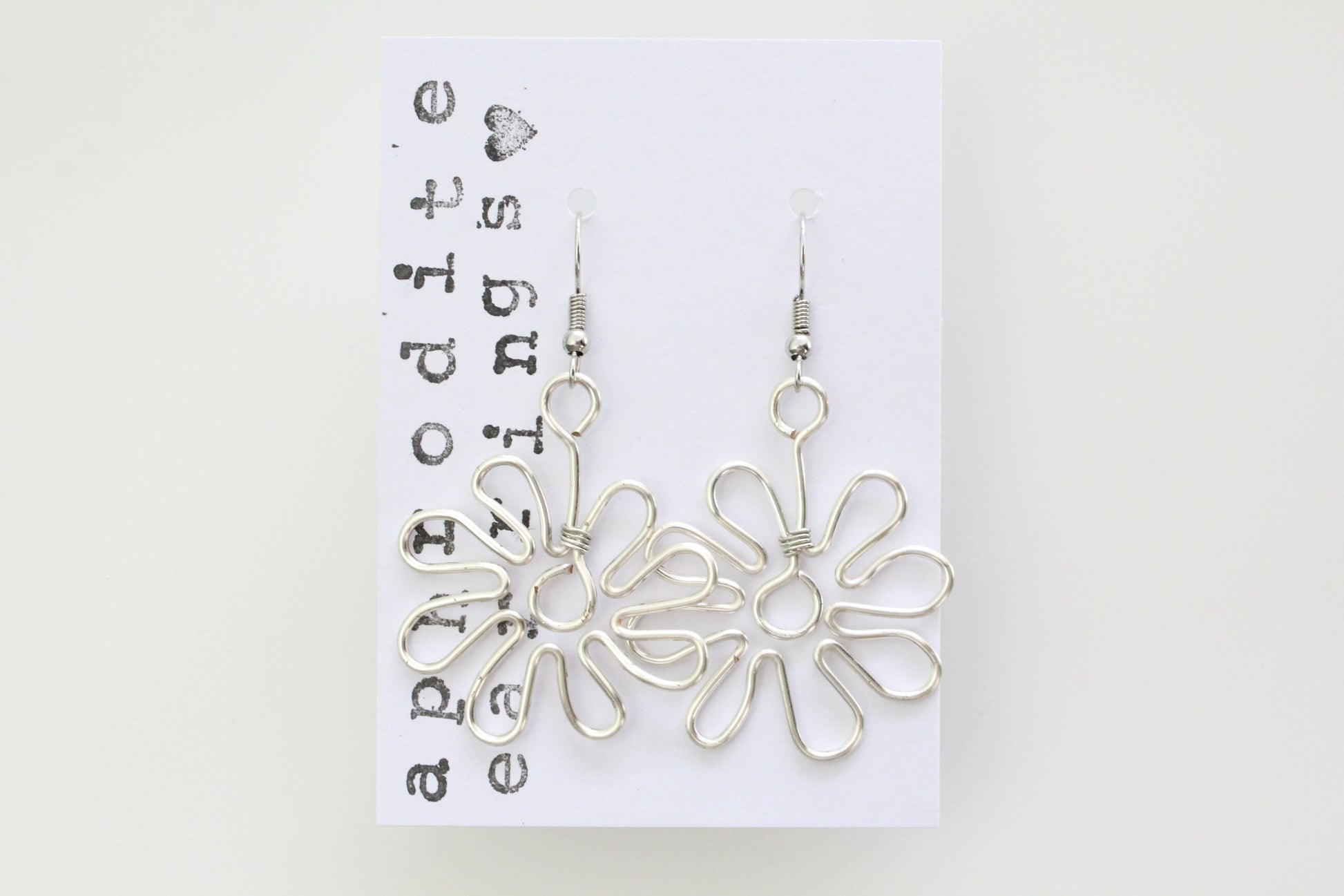 wire earrings | flower