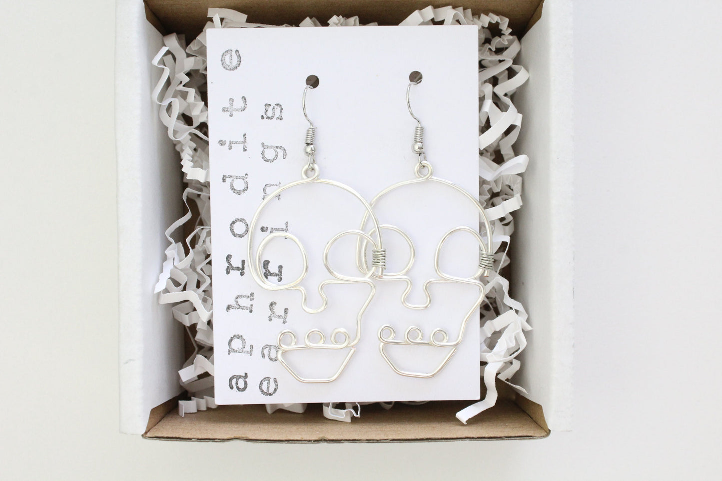 wire earrings | skull