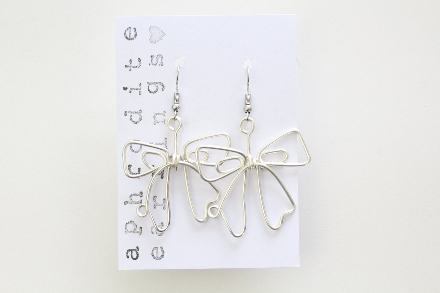 wire earrings | bow