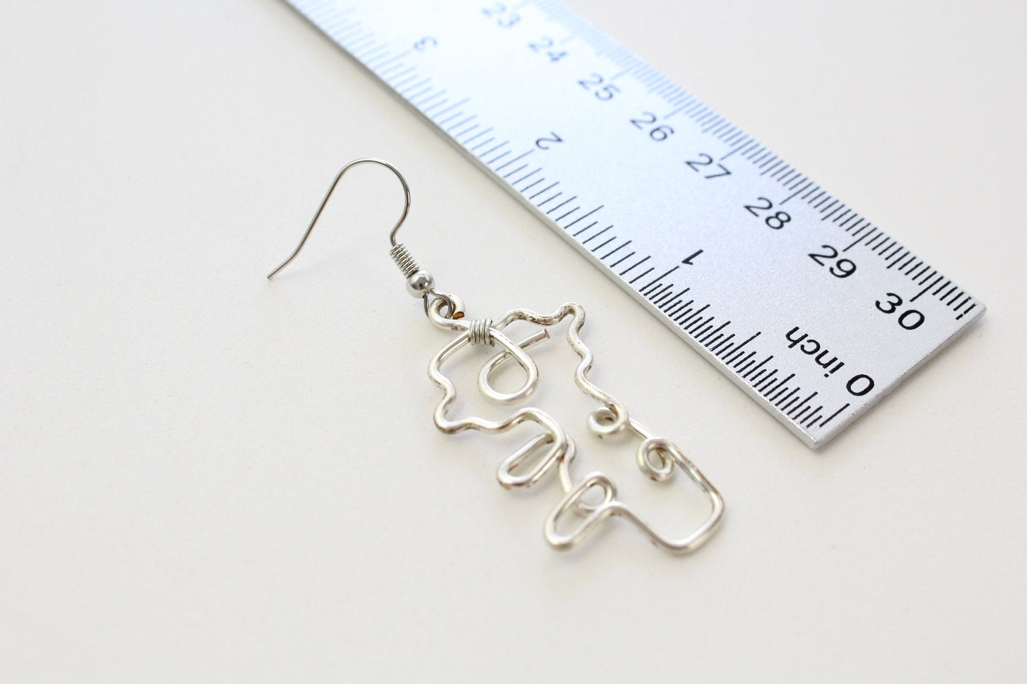 wire earrings | key